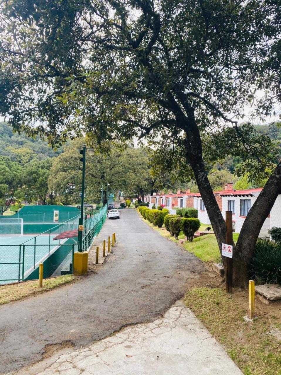 Hotel Club Santa Maria Cuernavaca Esterno foto